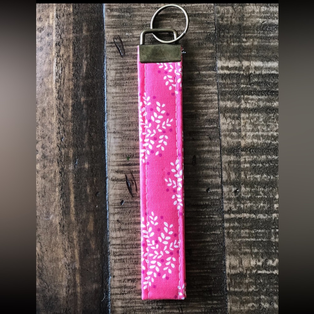 Wristlet keychains - Picture 2 of 15
